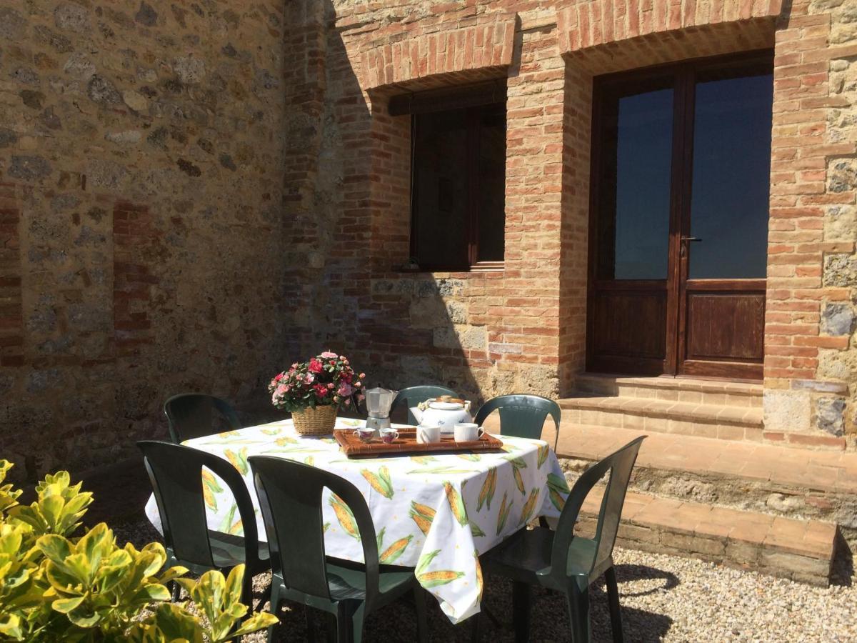 Agriturismo Fattoria Di Corsano Corsano  Exterior photo
