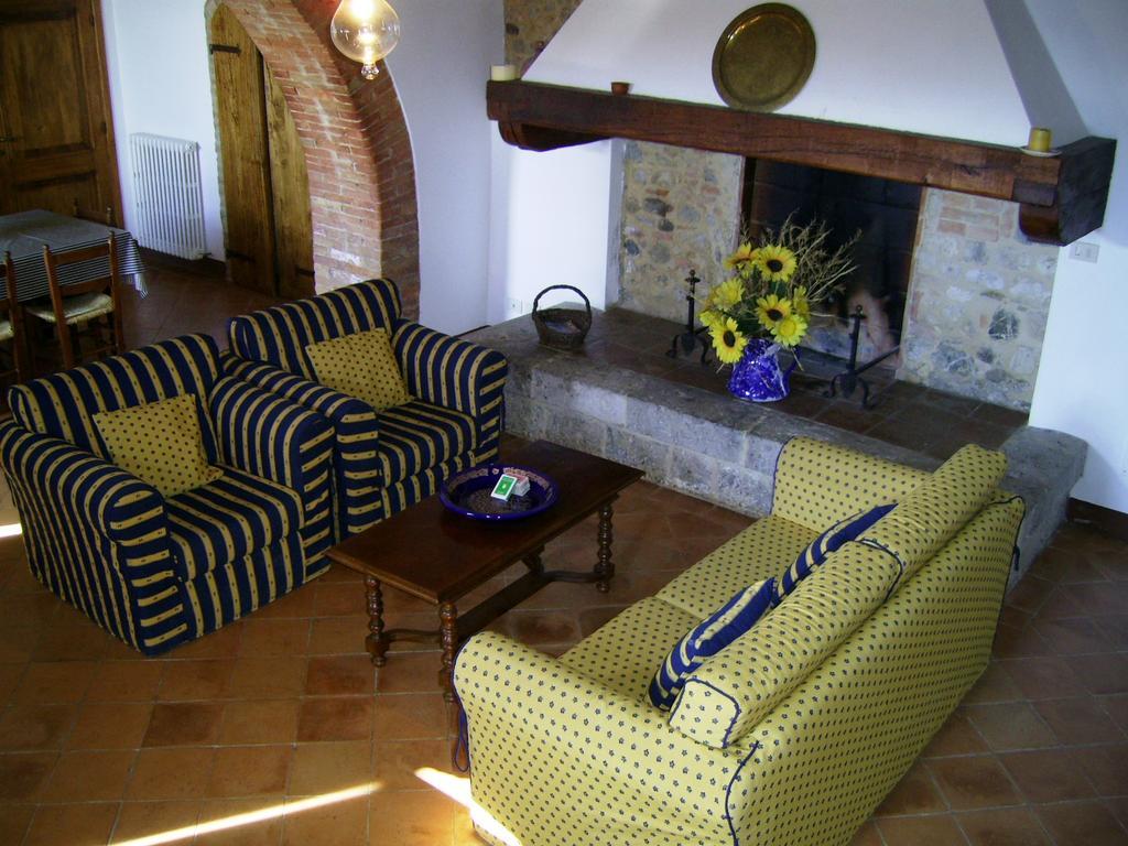 Agriturismo Fattoria Di Corsano Corsano  Room photo